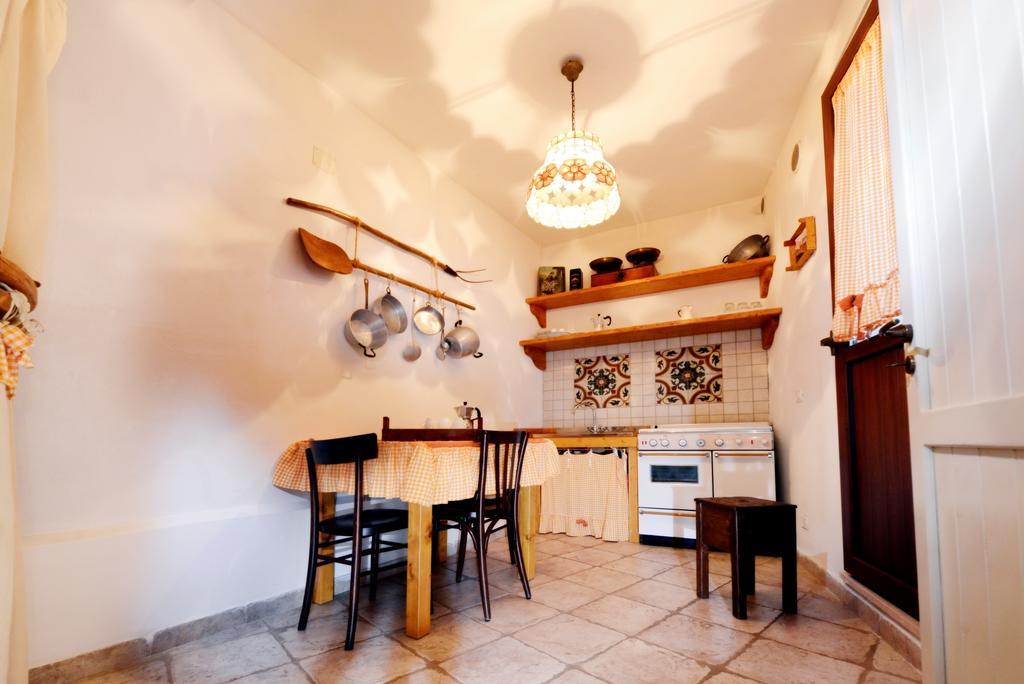 Novecento Room And Breakfast Puglia Massafra Exterior foto